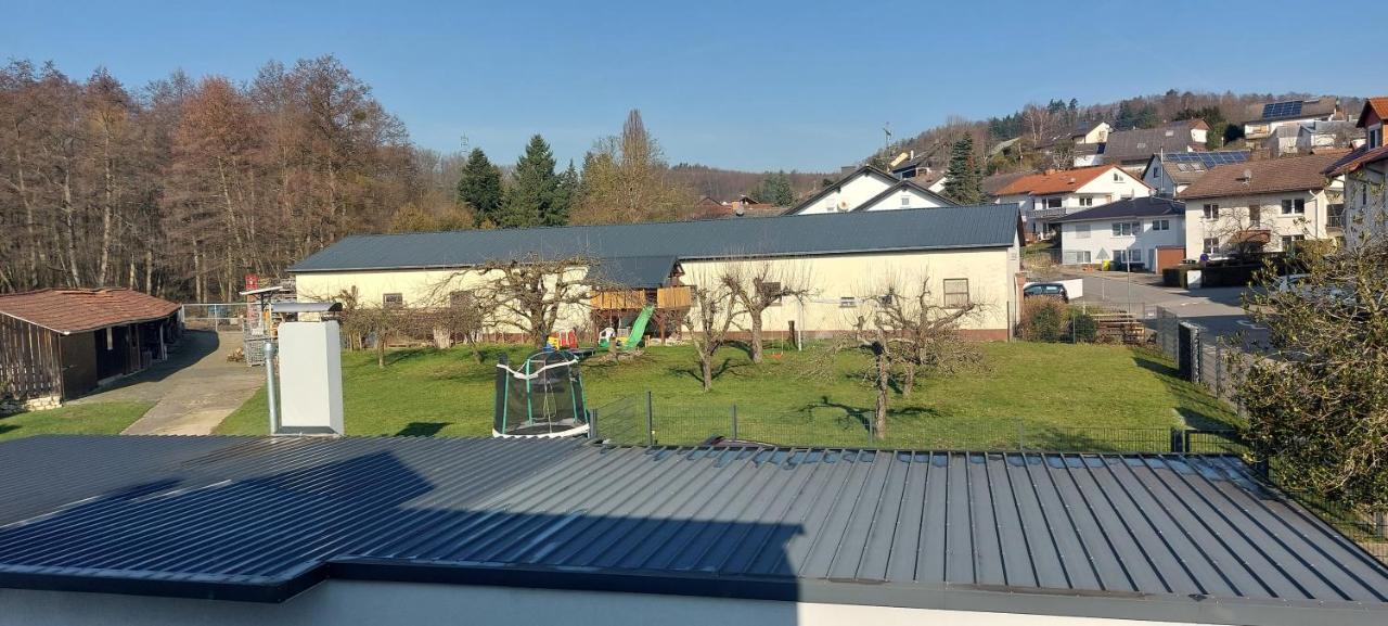Grosse Tolle 4 Zimmer Ferienwohnung Im Herzen Des Odenwaldes Mörlenbach Exterior foto