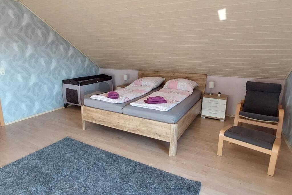Grosse Tolle 4 Zimmer Ferienwohnung Im Herzen Des Odenwaldes Mörlenbach Exterior foto