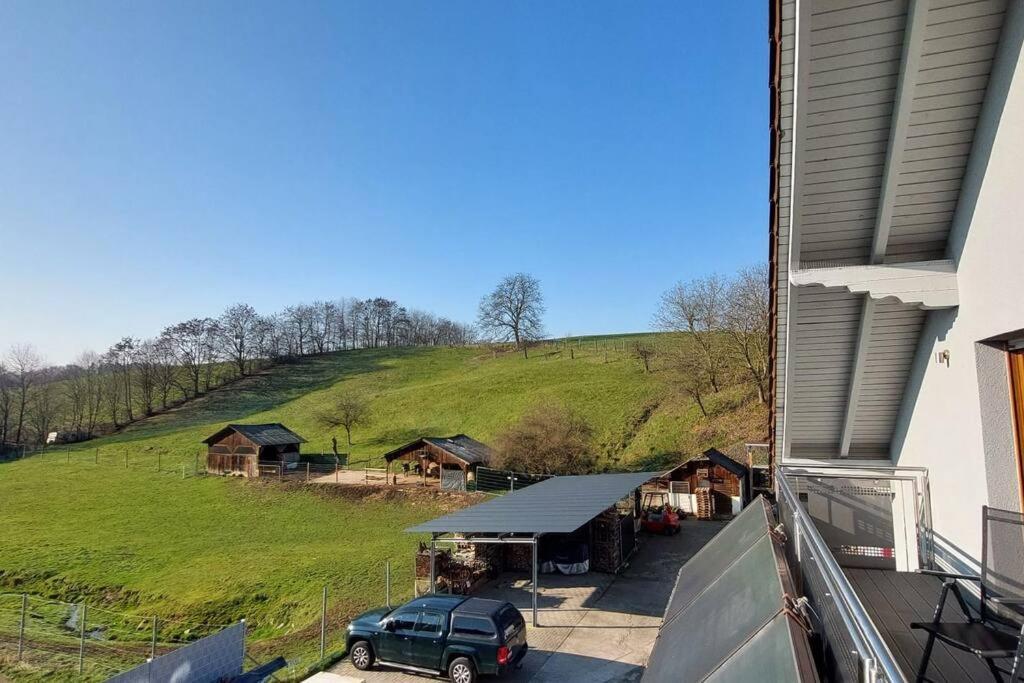 Grosse Tolle 4 Zimmer Ferienwohnung Im Herzen Des Odenwaldes Mörlenbach Exterior foto