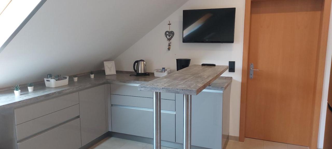Grosse Tolle 4 Zimmer Ferienwohnung Im Herzen Des Odenwaldes Mörlenbach Exterior foto